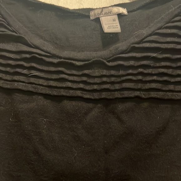 Old Navy black tee - Picture 3 of 5